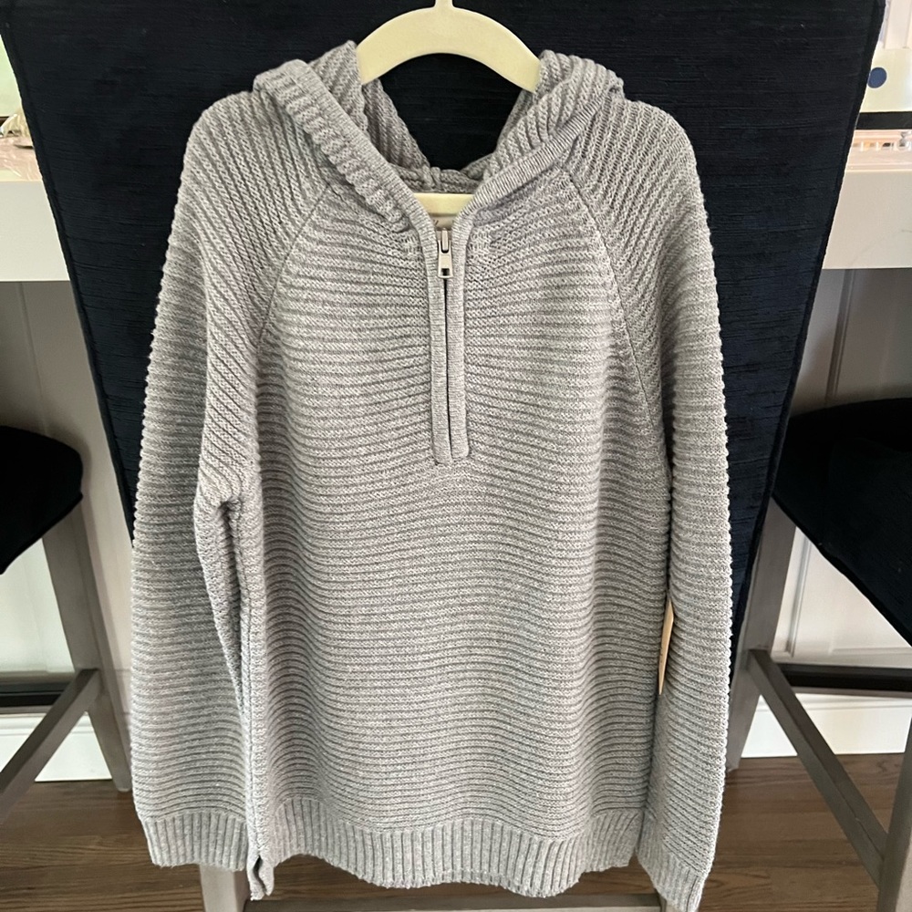 Bixby new with tags sweater size 6-7